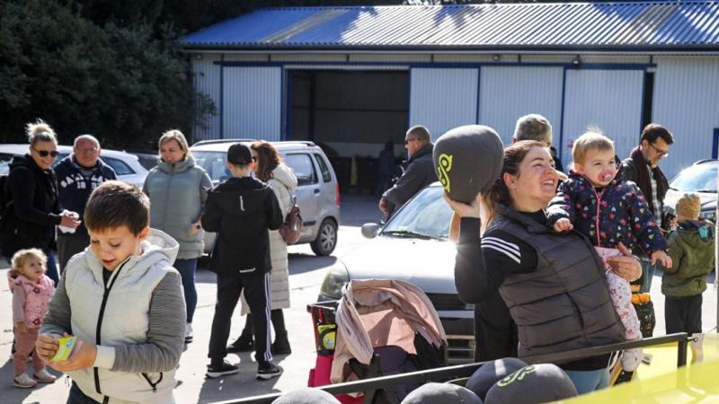 A gyerekek lelkesen élvezték a rendhagyó roadshow szolnoki állomásának izgalmas programjait – nézd meg a galériát!