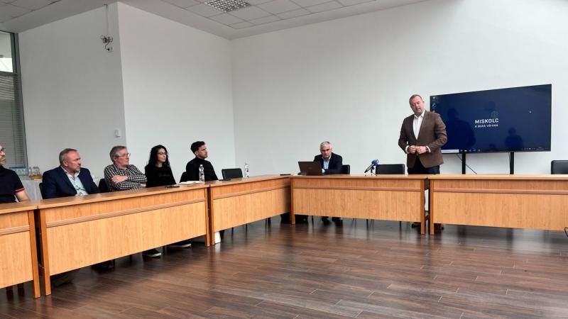 Kiemelkedő jelentőségű megbeszélés Miskolc sportéletének jövőjéről