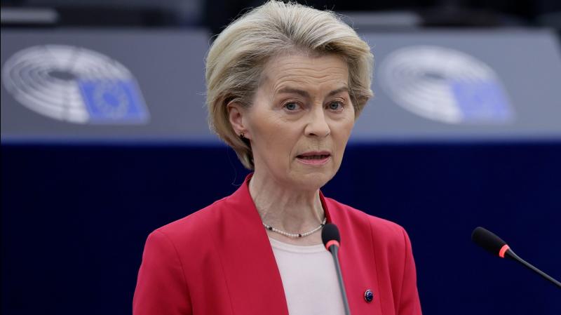 Brüsszelben egyre inkább érezhető a feszültség, és a hírek szerint intézményi válság körvonalazódik. Ursula von der Leyen pozíciója is ingatag lábakon állhat, hiszen a politikai táj folyamatosan változik, és a kihívások egyre élesebbek.