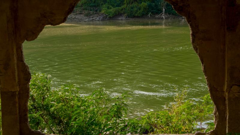 Fantasztikus látványt nyújtott a Tisza, amely a várakozásokkal ellentétben visszafelé kezdett folyni. A különleges jelenségről készült videó is megörökítette ezt az elképesztő eseményt, ami sokakat lenyűgözött. További részletekért érdemes ellátogatni a P