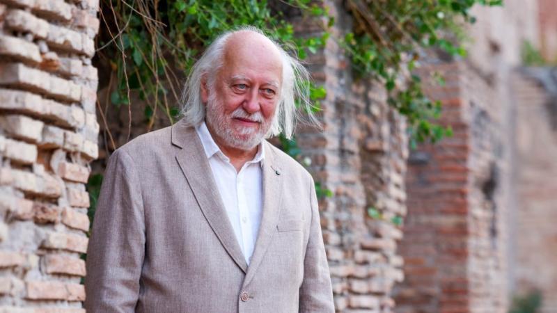 Krasznahorkai László az irodalmi Nobel-díj kapcsán kifejezte örömét: „Nagyon boldog vagyok.”