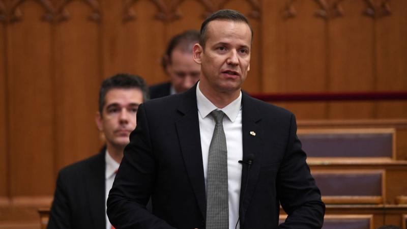 Toroczkai László kifejezte, hogy számít arra, hogy a liberálglobalista erők támadni fogják őket, hiszen ők valóban a szuverenizmus hívei.