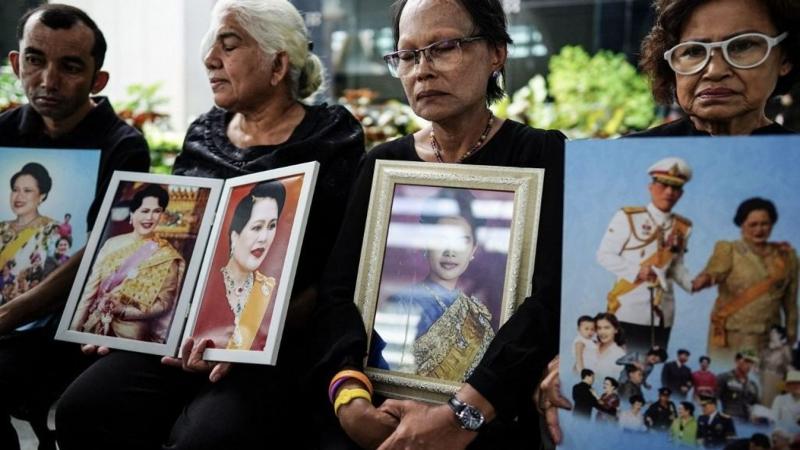 Thaiföld mély gyászba borult: eltávozott az anyakirályné.