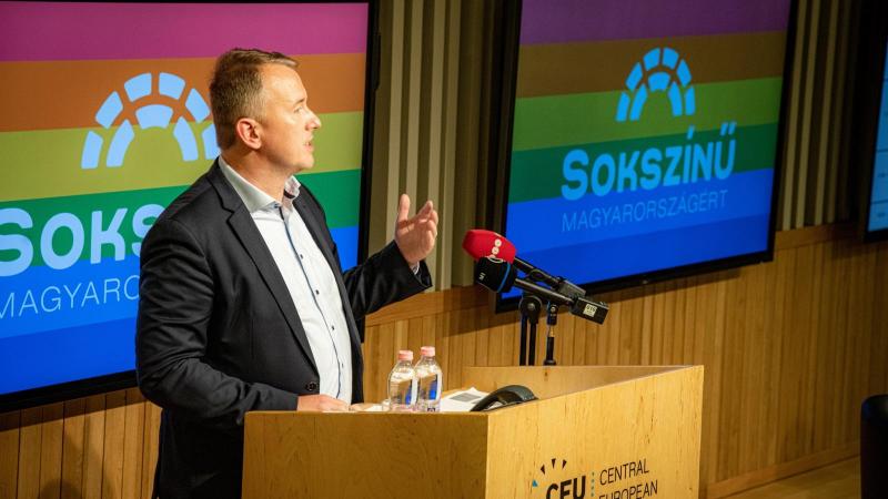 A Demokratikus Koalíció (DK) javaslatot terjesztett elő a törvények módosítására, amelynek célja a külföldön megkötött azonos nemű házasságok elismerése.